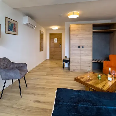 Restaurant Traube * Кальштадт